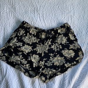 Brandy Melville shorts